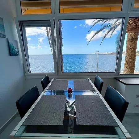 Exclusives 10 Meters To Ocean 아파트