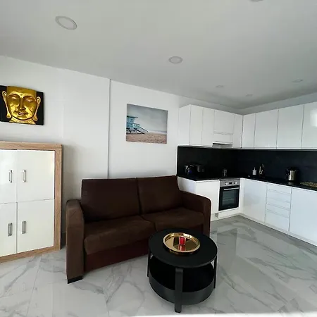 아파트 Exclusives 10 Meters To Ocean *