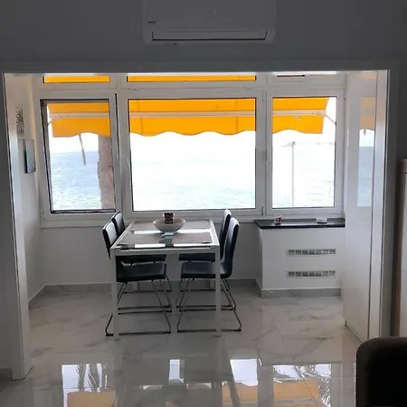 Exclusives 10 Meters To Ocean 아파트 *